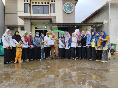 MIS Warulor Galang Donasi Banjir untuk Warga Terdampak